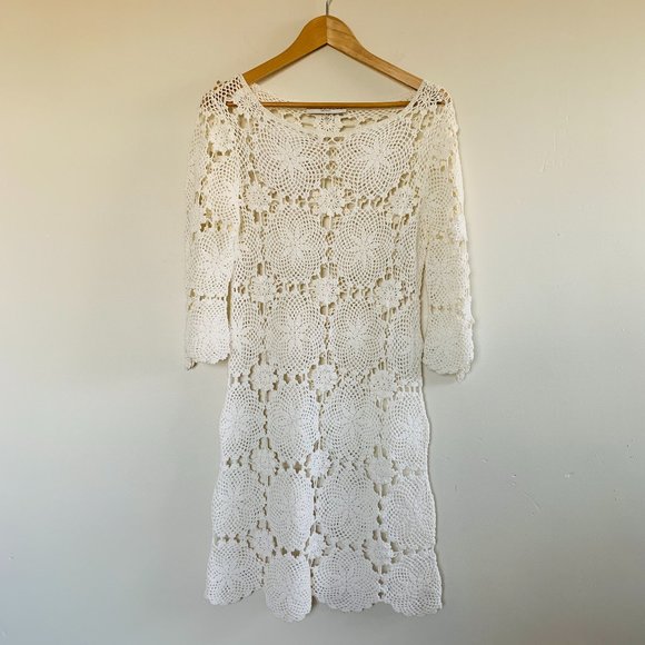 Trina Turk Dresses & Skirts - TRINA TURK White Lacework Dress